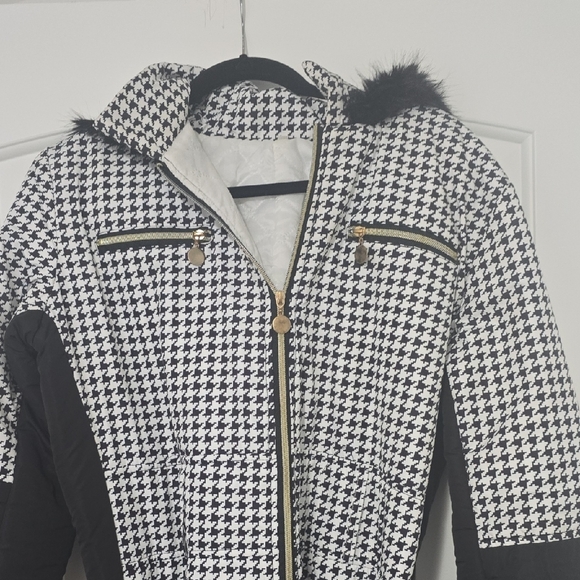 Stylish Elegant Black and White Houndstooth Snowsuit - Picture 9 of 10
